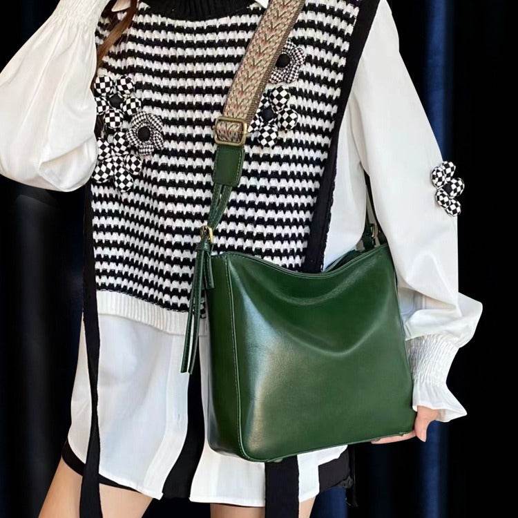 Women’s Large-Capacity Leather Messenger Bag – Stylish Shoulder Crossbody - grabzbags.com