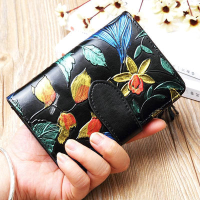 Stylish Short Leather Wallet for Women – Compact Bifold with Zipper & Card Slots - grabzbags.com