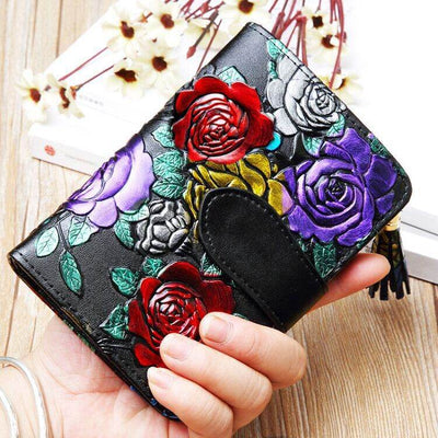 Stylish Short Leather Wallet for Women – Compact Bifold with Zipper & Card Slots - grabzbags.com