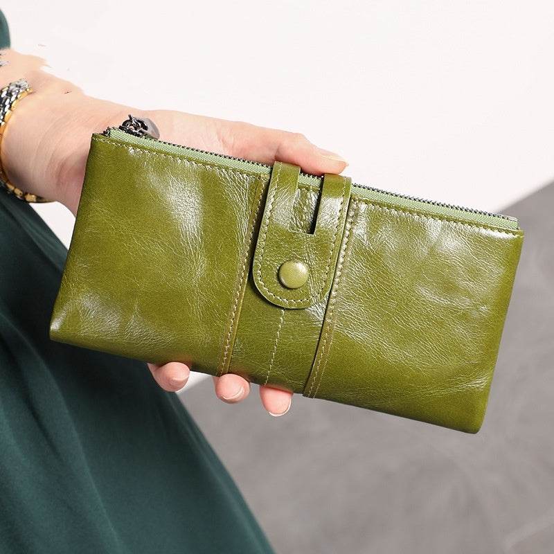 Women’s Retro Leather RFID Wallet – Stylish Long Wallet for Everyday Use - grabzbags.com