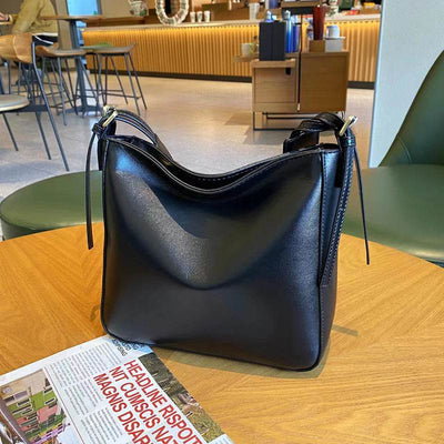 Women’s Large-Capacity Leather Messenger Bag – Stylish Shoulder Crossbody - grabzbags.com
